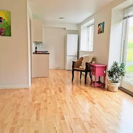 5 Minute Walk To Lego House-70m2 With Garden-unit C * ビルン